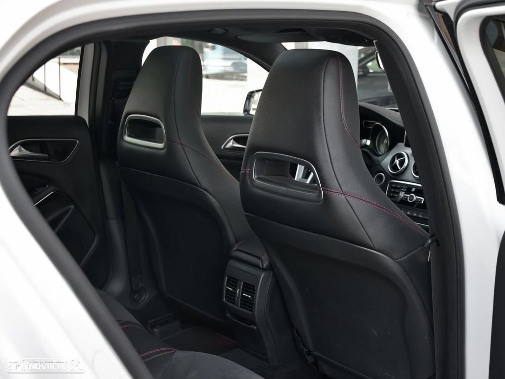 Mercedes-Benz GLA 200 (CDI) d 7G-DCT AMG Line - 24