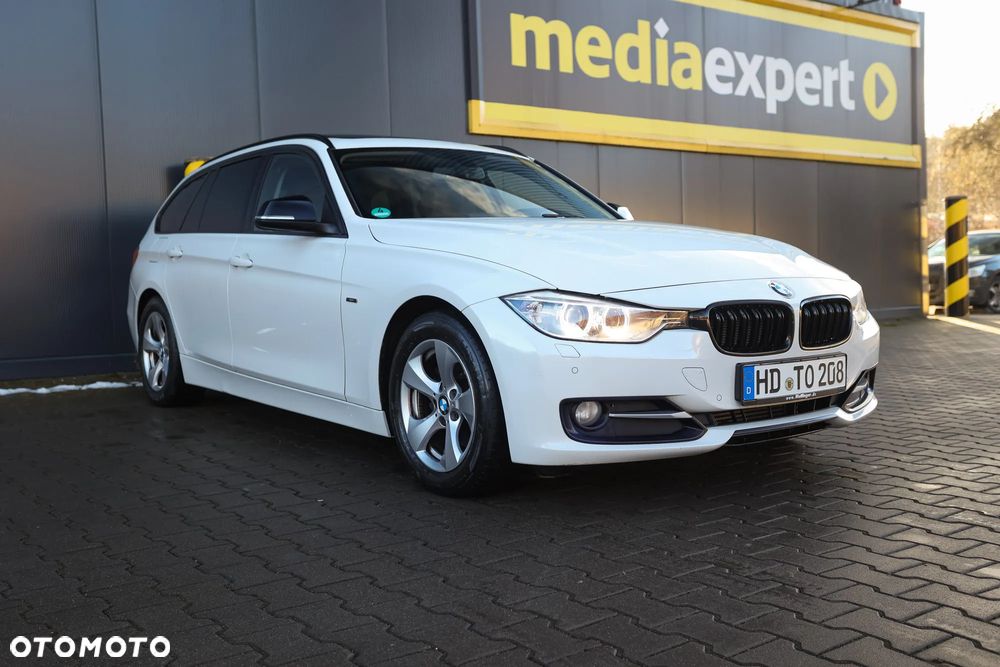 BMW Seria 3 320d Efficient Dynamics Edition Sport Line - 13
