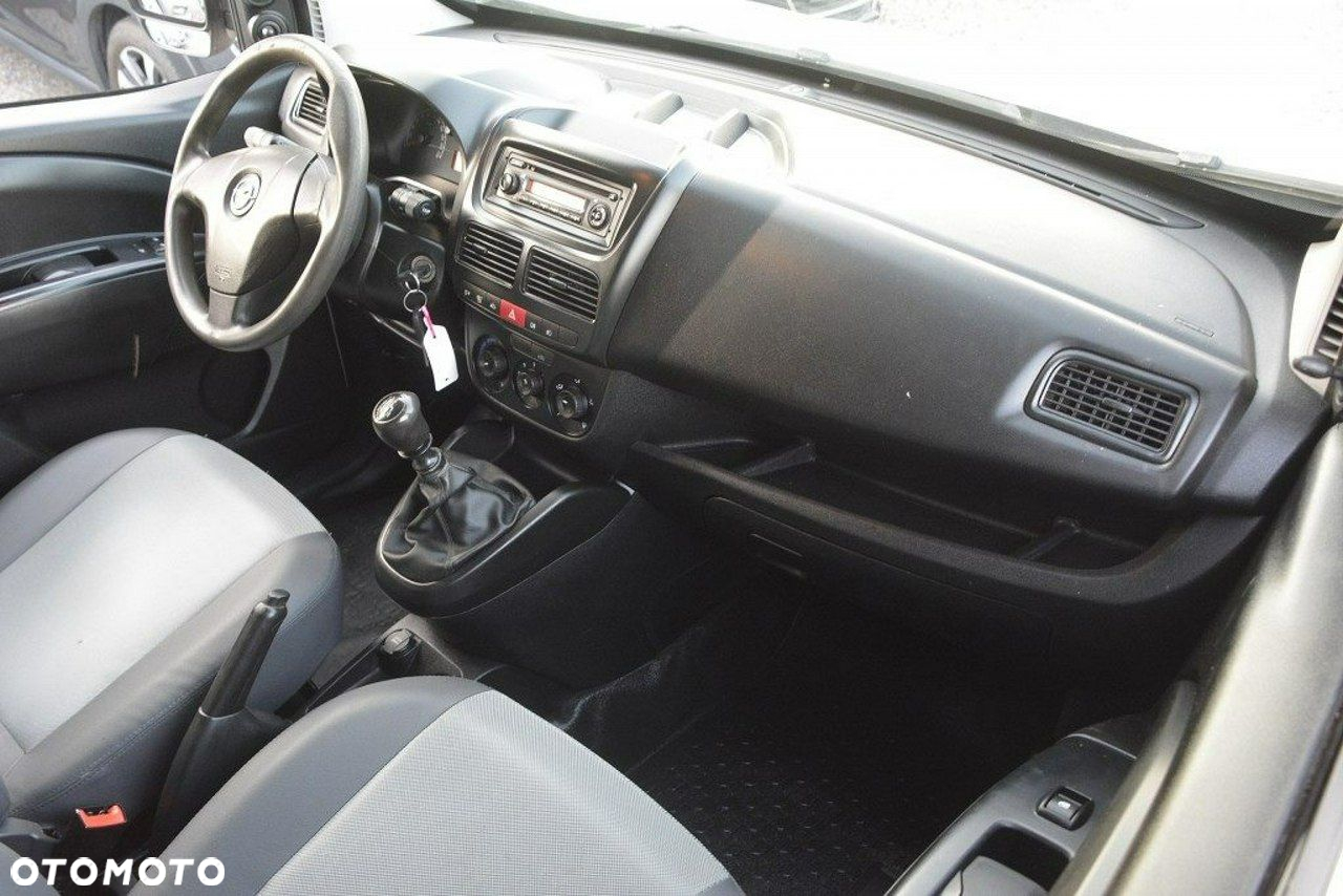 Opel Combo - 13