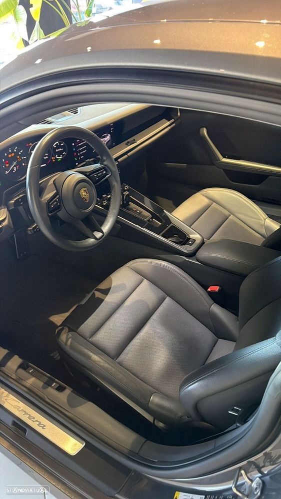 Porsche 911 (992) Carrera PDK - 32
