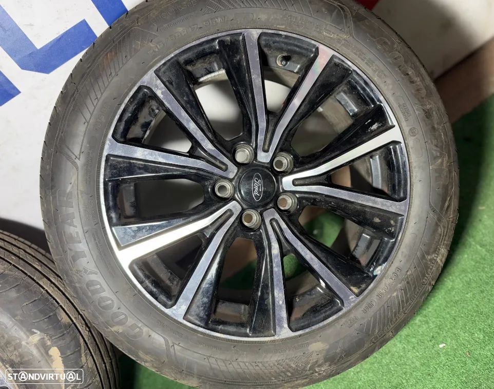 Jantes Ford Puma 215/55 R17 2024 - 2