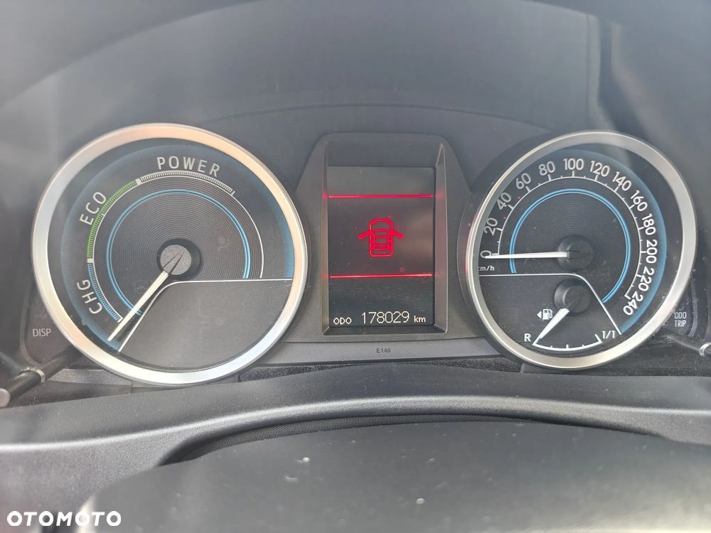 Toyota Auris - 17