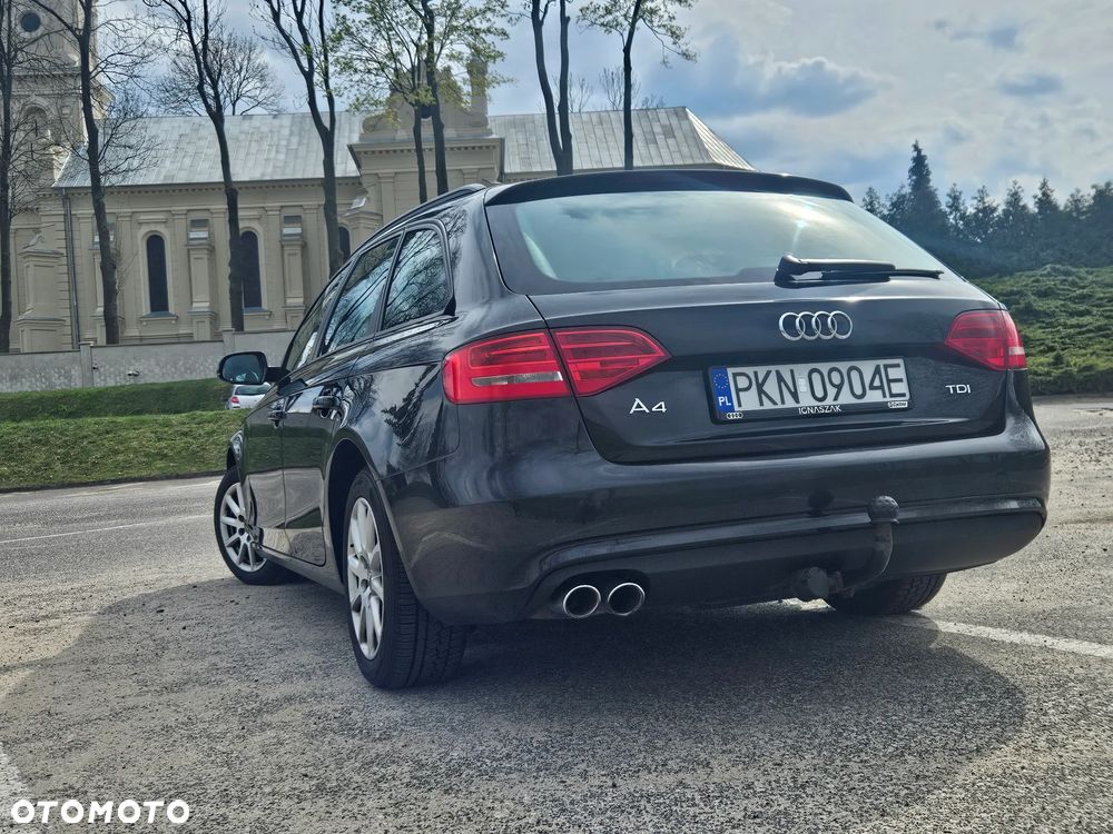 Audi A4 Avant 2.0 TDI - 11