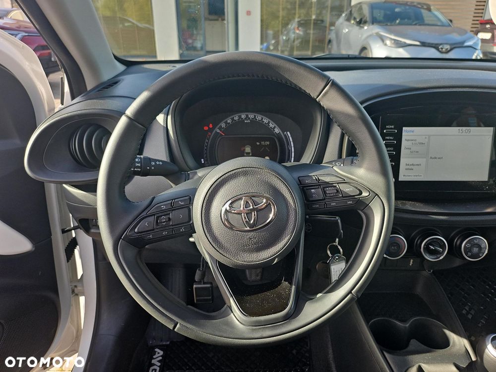 Toyota Aygo X - 13