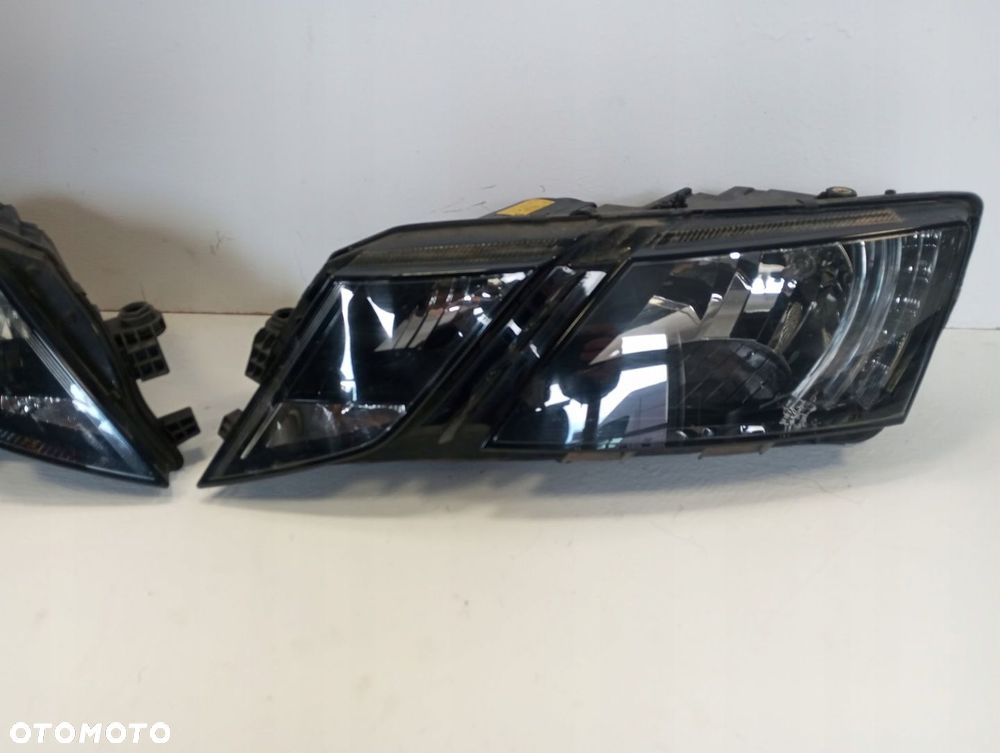 Lampa Skoda Octavia 5E0 LIFT 5E1941015C LEWA 5E1941016C PRAWA - 2