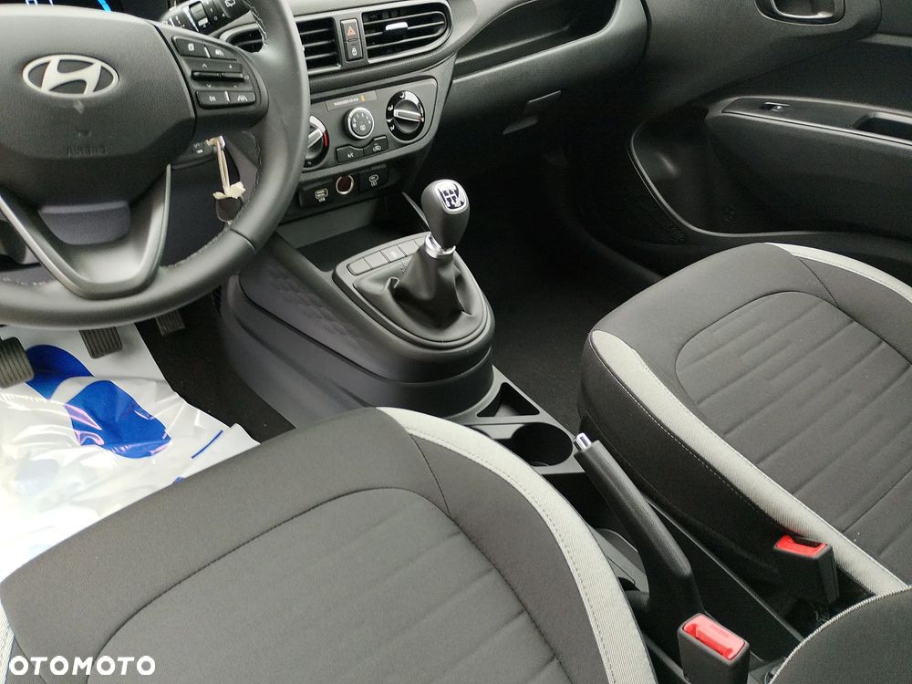 Hyundai i10 1.0 Pure - 12