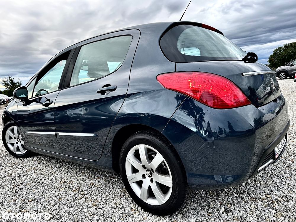 Peugeot 308 1.6 HDi Premium - 14
