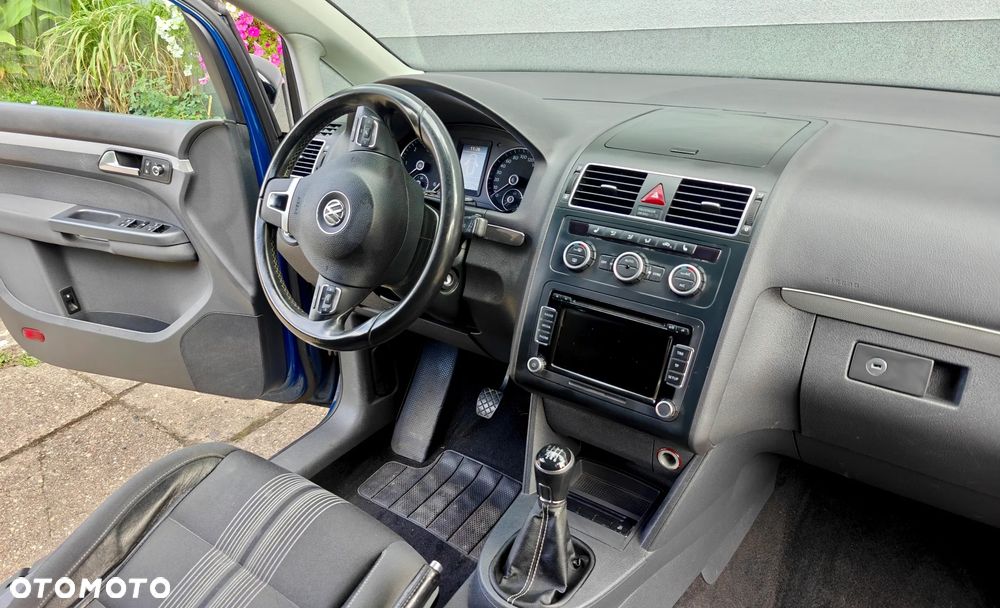Volkswagen Touran 2.0 TDI DPF MATCH - 7