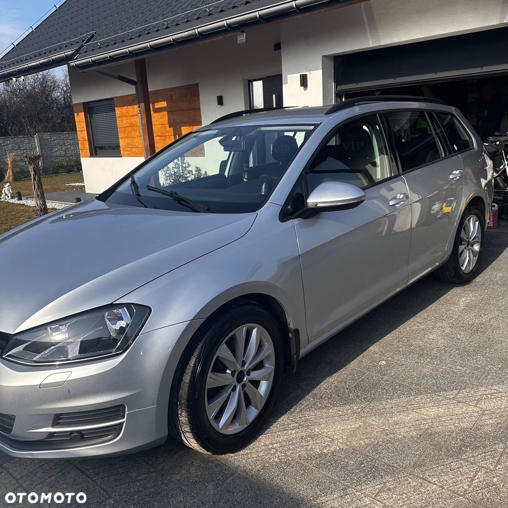 Volkswagen Golf - 21