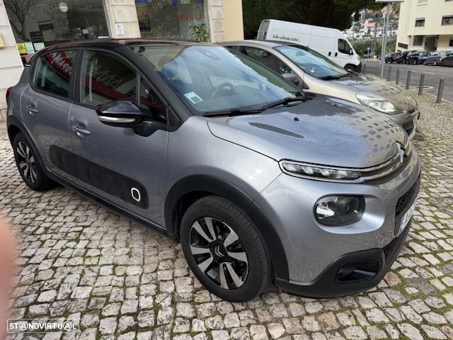 Citroën C3 1.2 PureTech Shine - 2