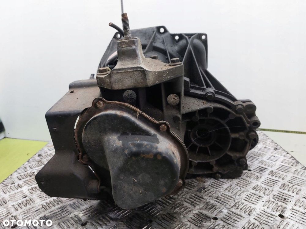 Skrzynia biegów Manualna Ford Fiesta Mk6 2002-2008 1,4 TDCI 2N1R7002EB - 4