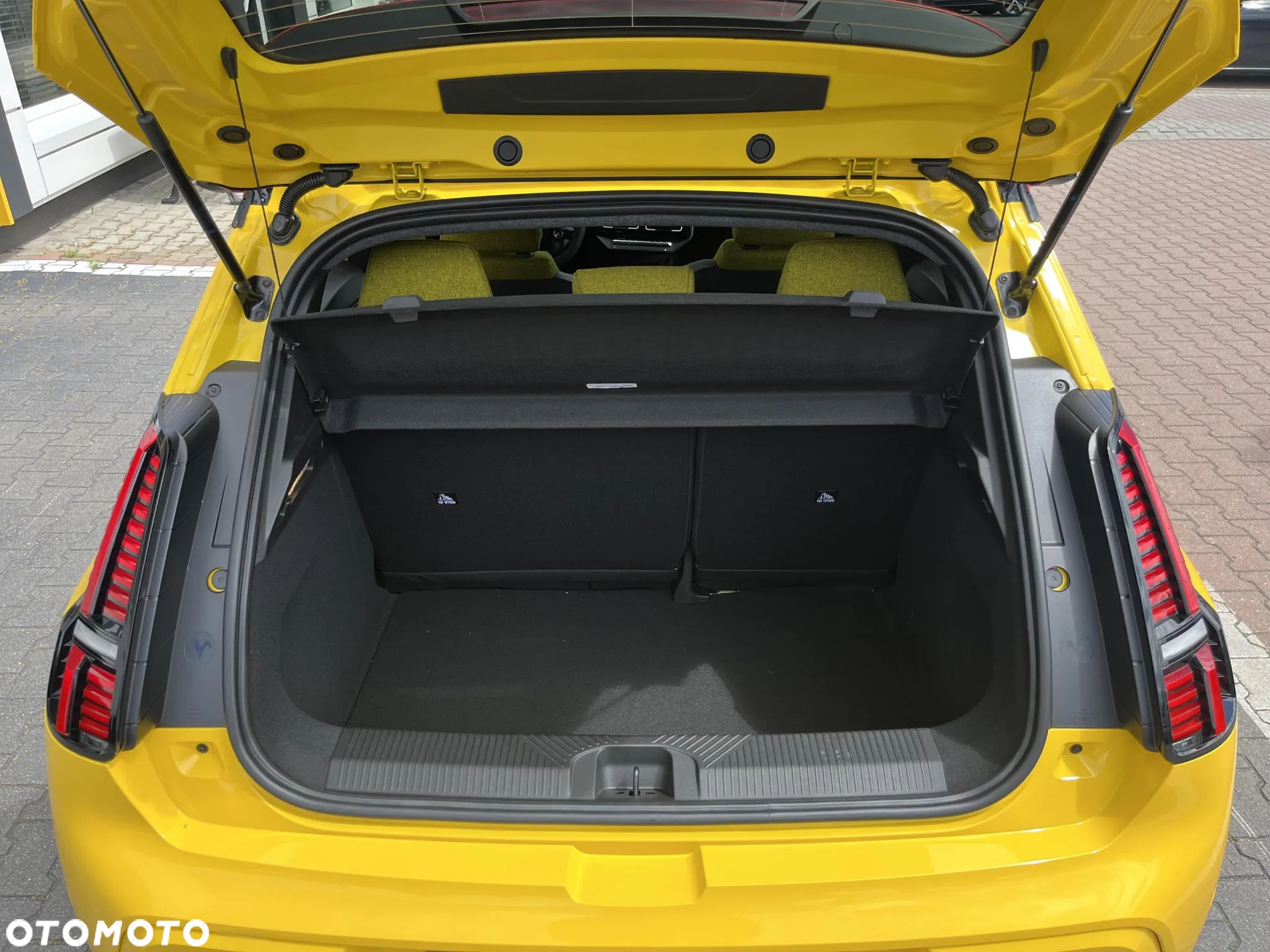 Renault 5 52kWh Comfort Range Iconic Cinq - 17