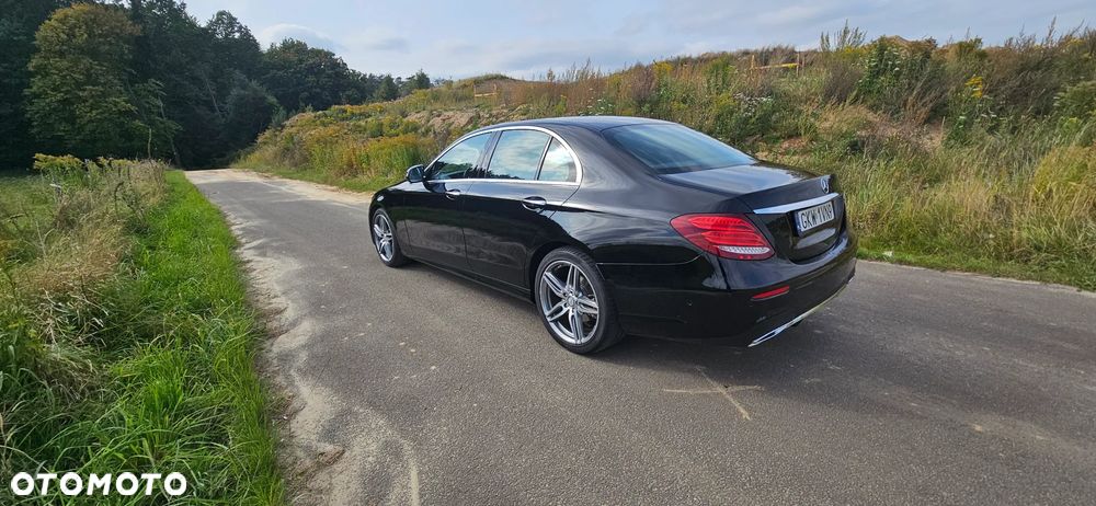 Mercedes-Benz Klasa E 220 d 9G-TRONIC - 3