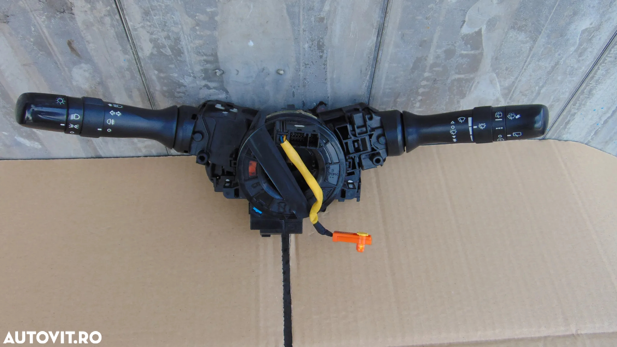 Bloc lumini Toyota Auris 1.4 benzina an 2010 - 2