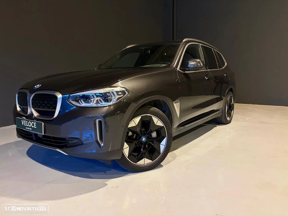 BMW iX3 Impressive - 1