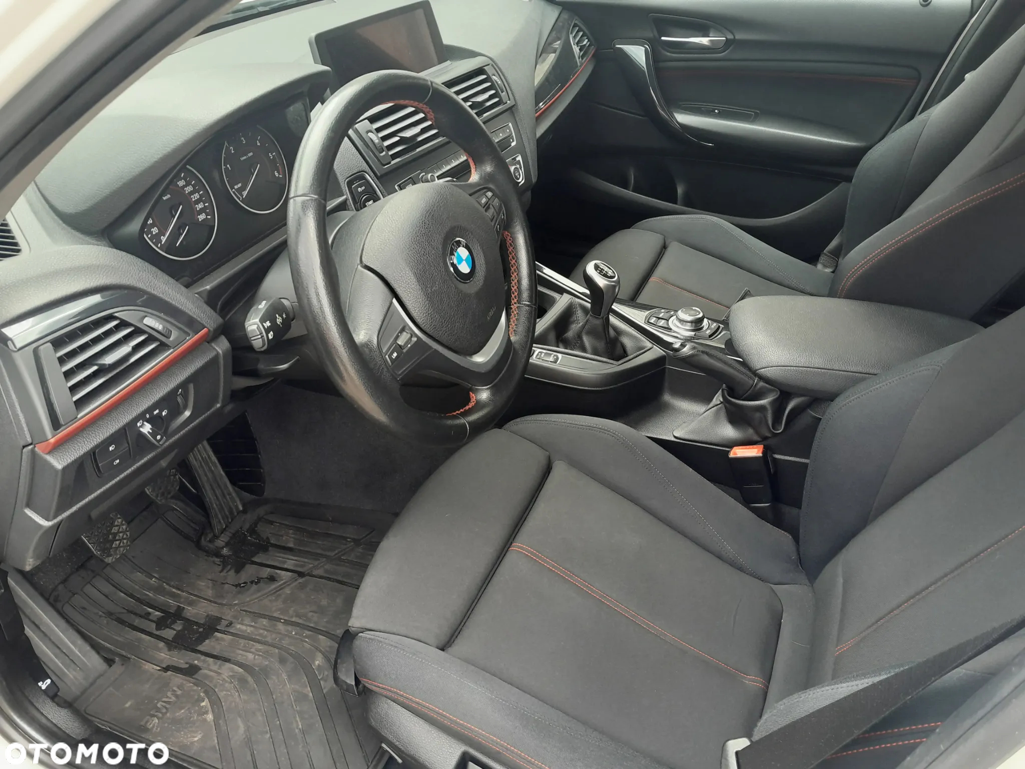 BMW Seria 1 120d Sport Line - 10