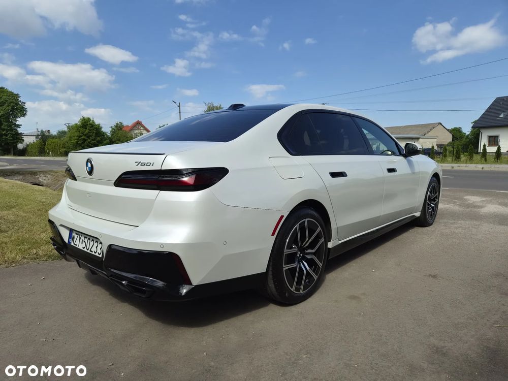 BMW Seria 7 - 12