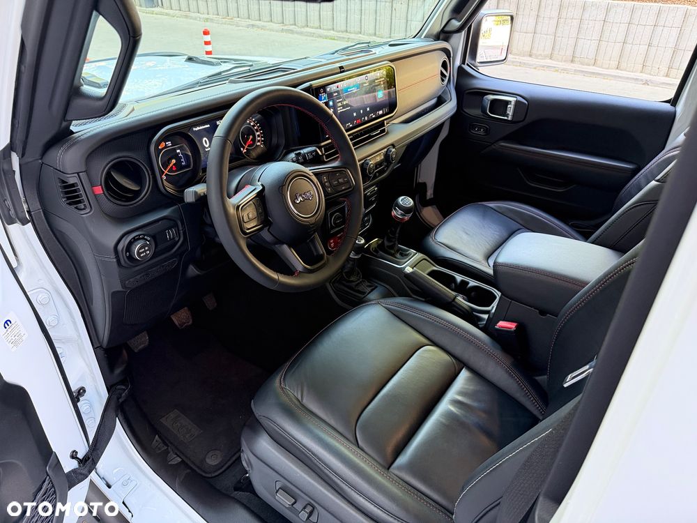 Jeep Wrangler - 16