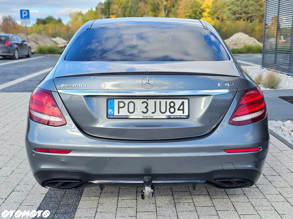 Mercedes-Benz Klasa E 43 AMG 4-Matic - 5