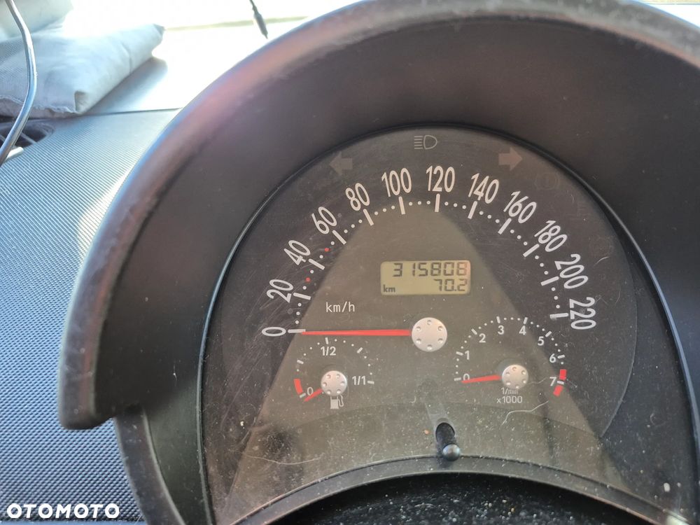 Volkswagen New Beetle 2.0 - 5