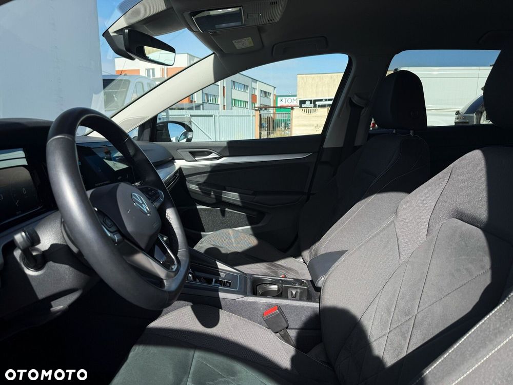 Volkswagen Golf Variant 1.5 eTSI mHEV Life DSG - 14