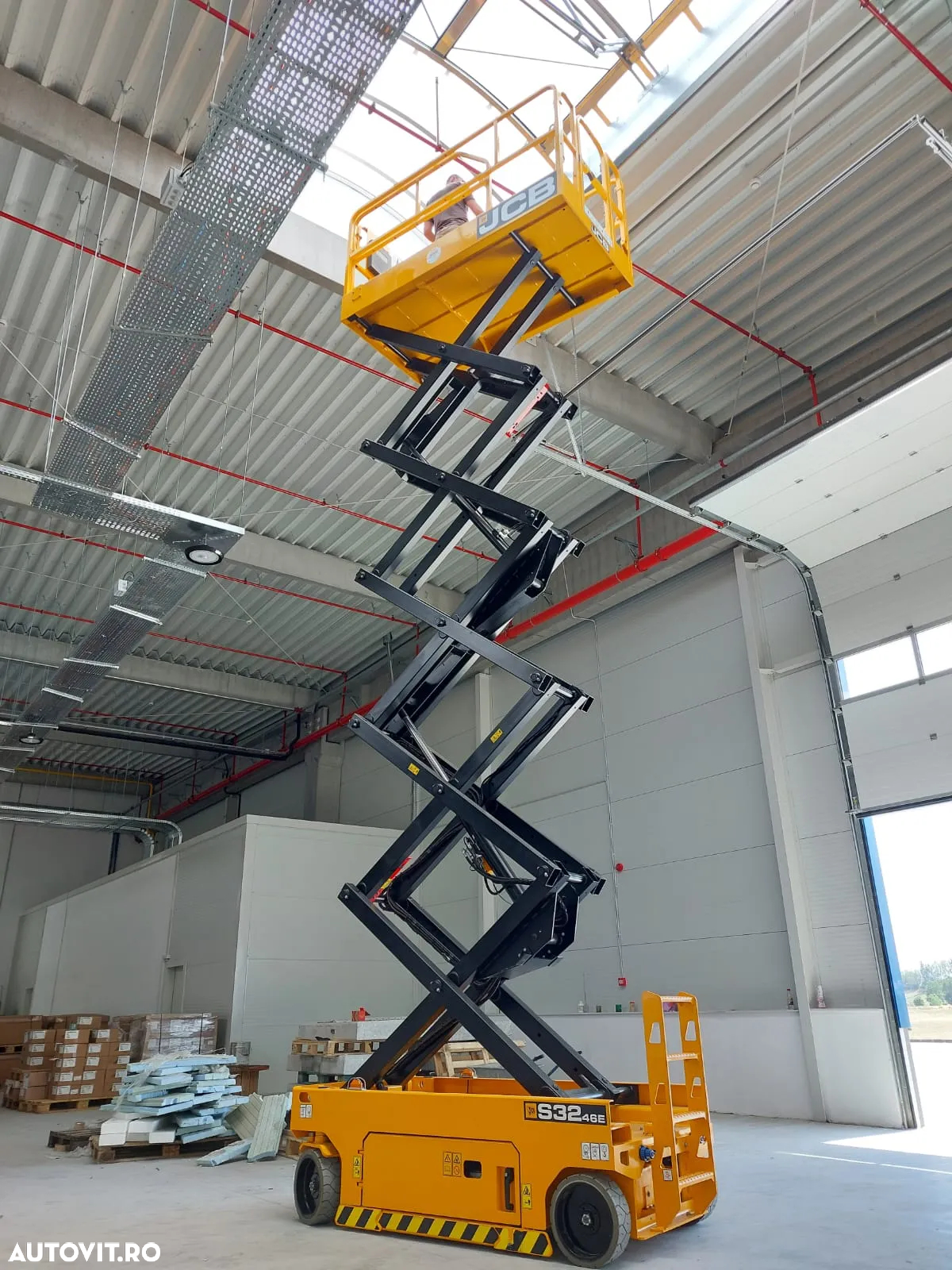 JCB S3246E - 7