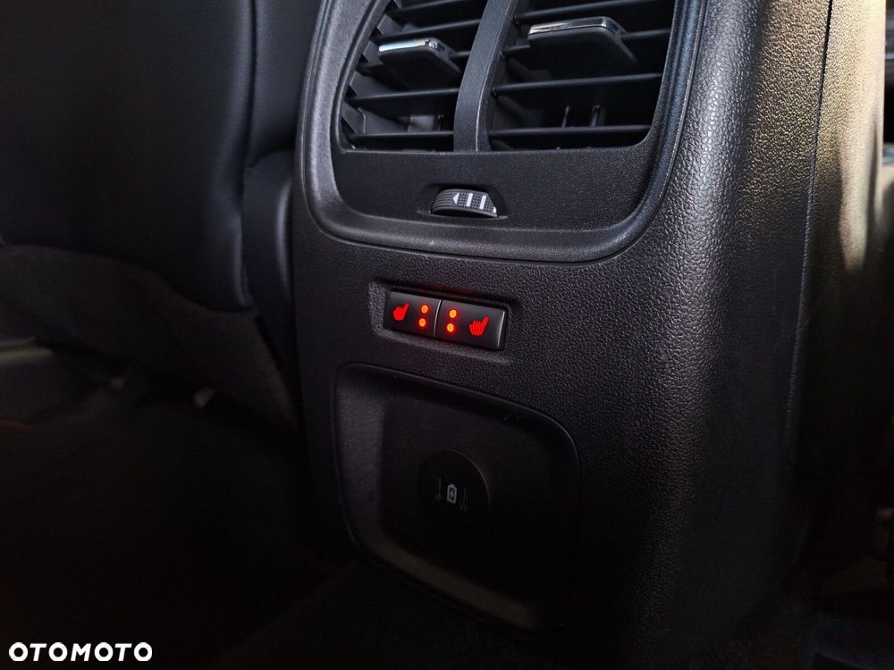 Ford Kuga 2.5 FHEV FWD ST-Line X - 24