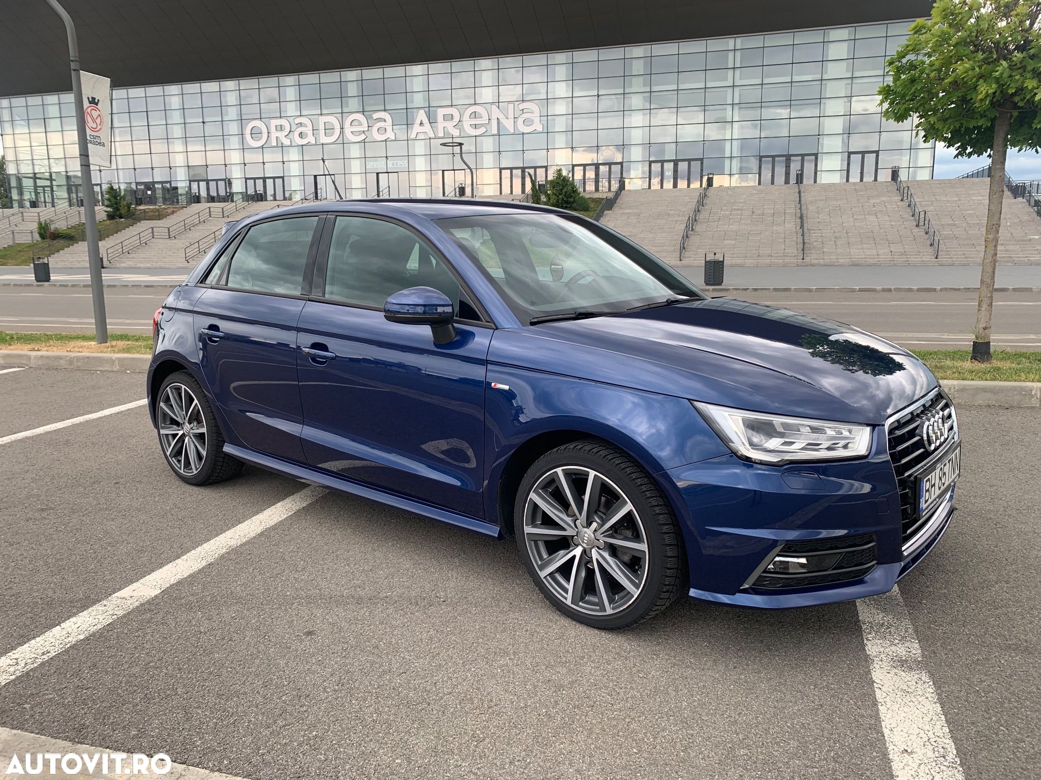 Audi A1 Sportback 1.0 TFSI S tronic Design - 1