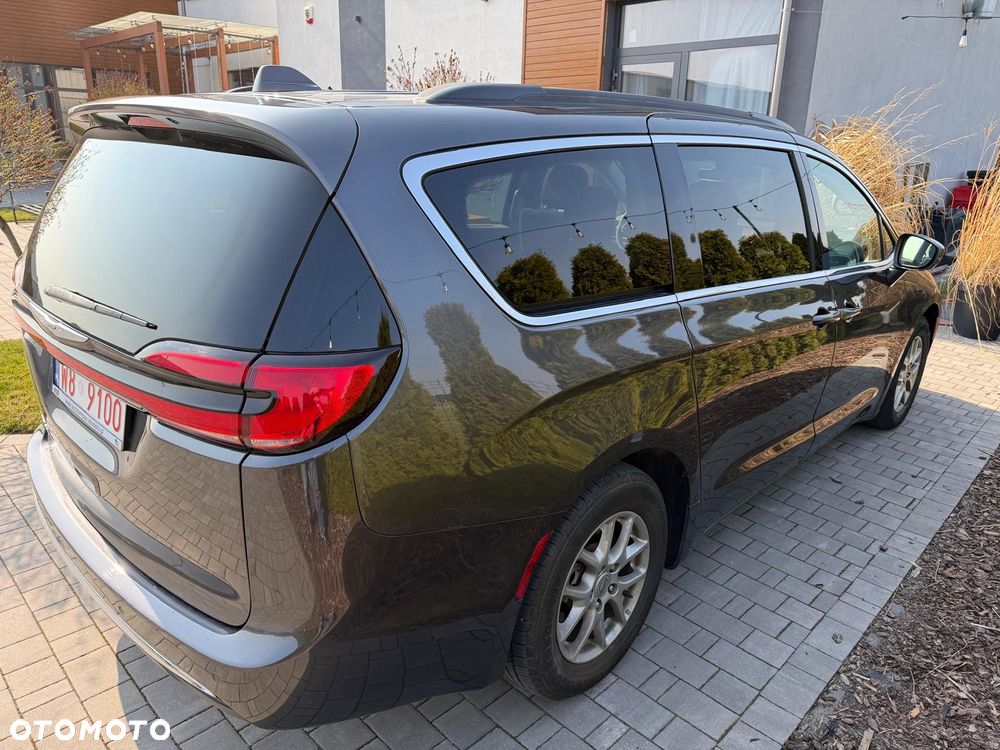 Chrysler Pacifica - 3