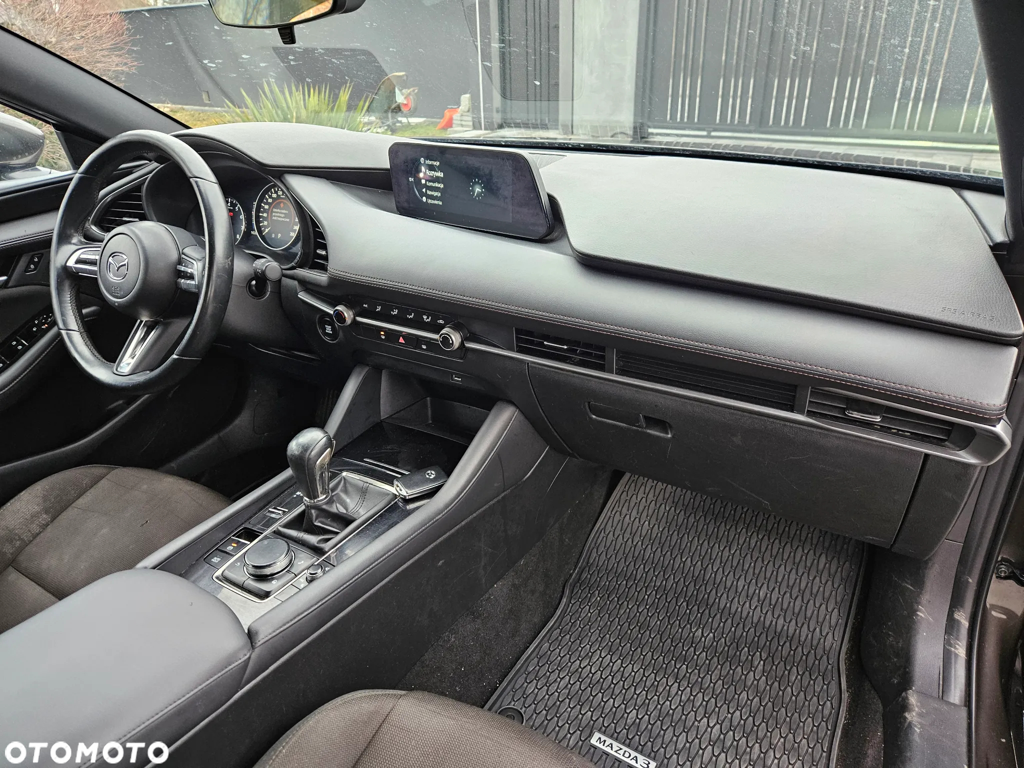 Mazda 3 - 16