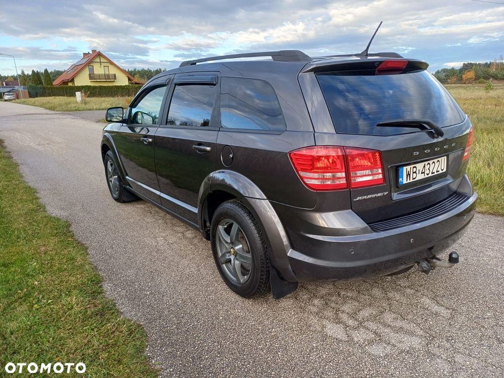 Dodge Journey - 4