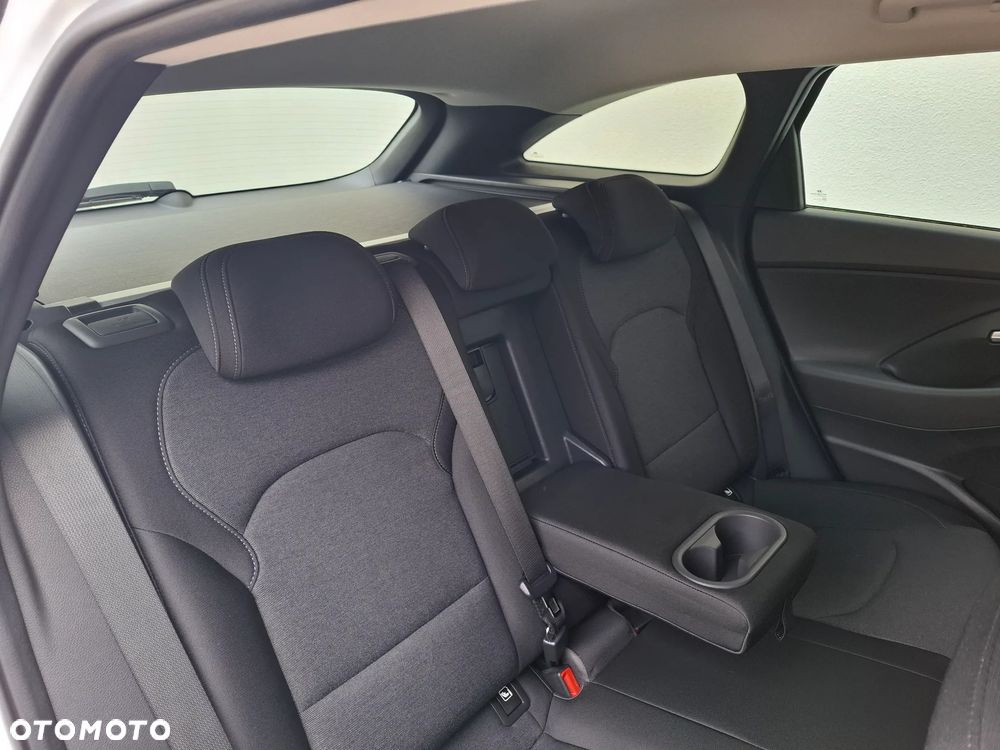 Hyundai i30 Kombi 1.5 T-GDI 48V-Hybrid Intro - 32