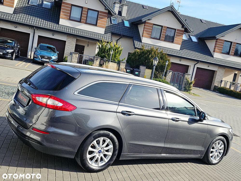Ford Mondeo SW 1.6 TDCi ECOnetic S&S Titanium - 23