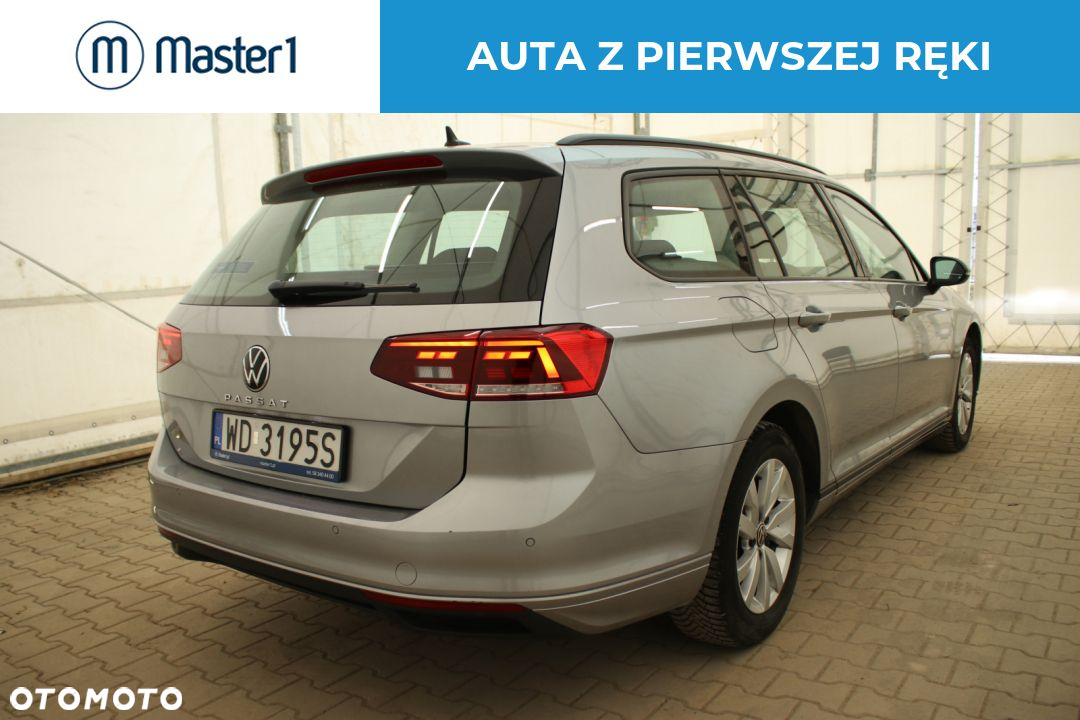 Volkswagen Passat 1.5 TSI EVO Essence DSG - 4