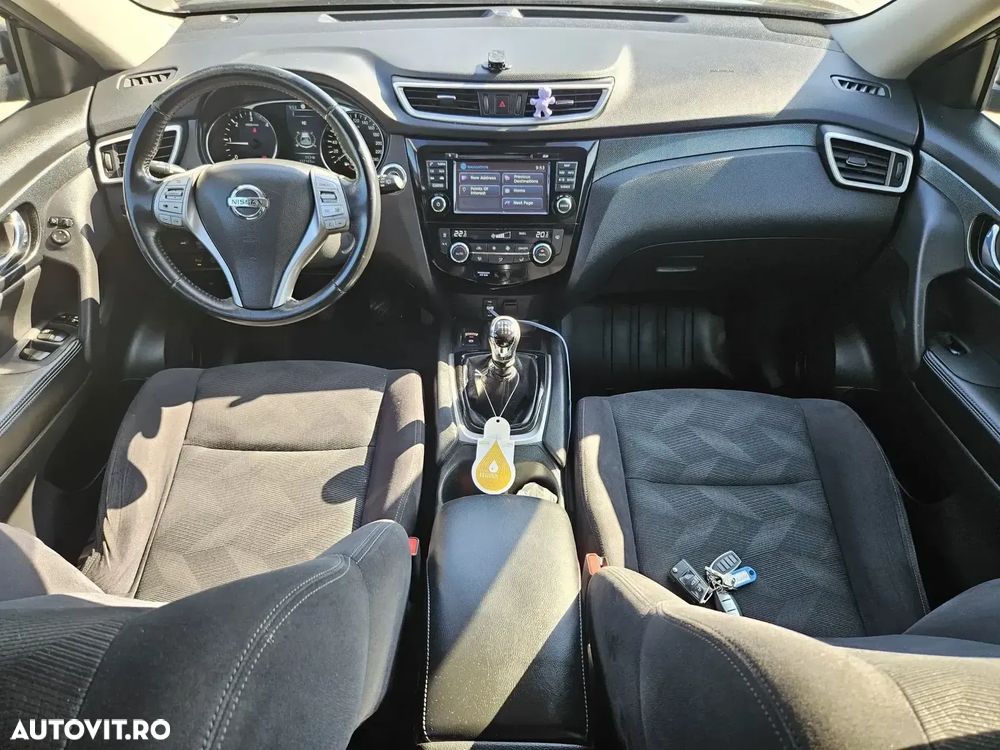 Nissan X-Trail - 2