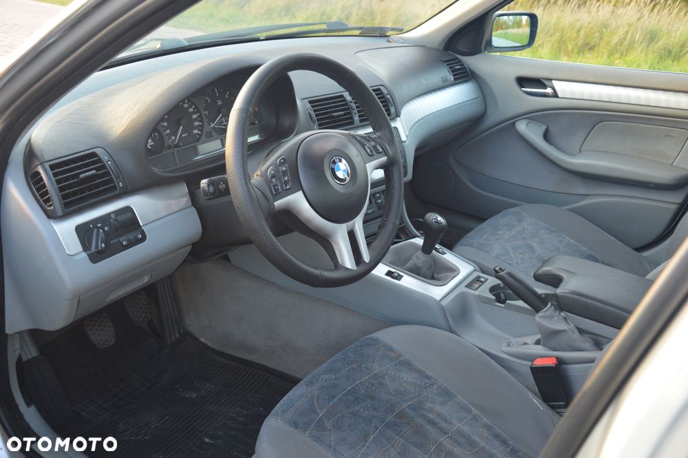 BMW Seria 3 320d - 10