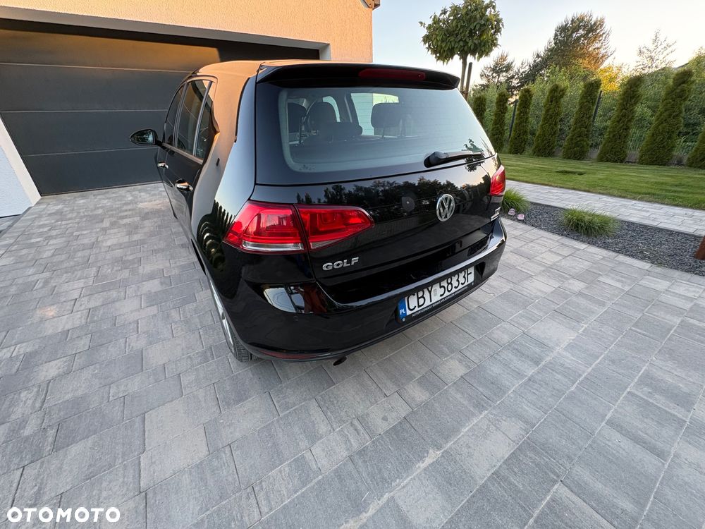 Volkswagen Golf 1.2 TSI BMT Comfortline - 15