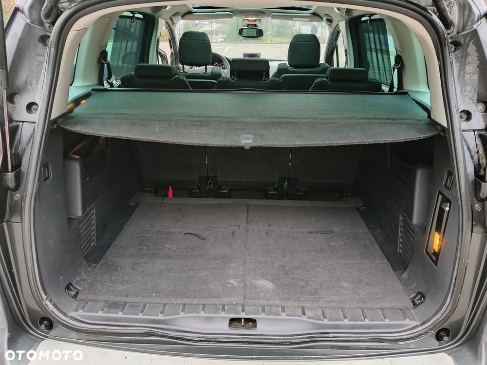 Peugeot 5008 HDI FAP 150 Active - 6