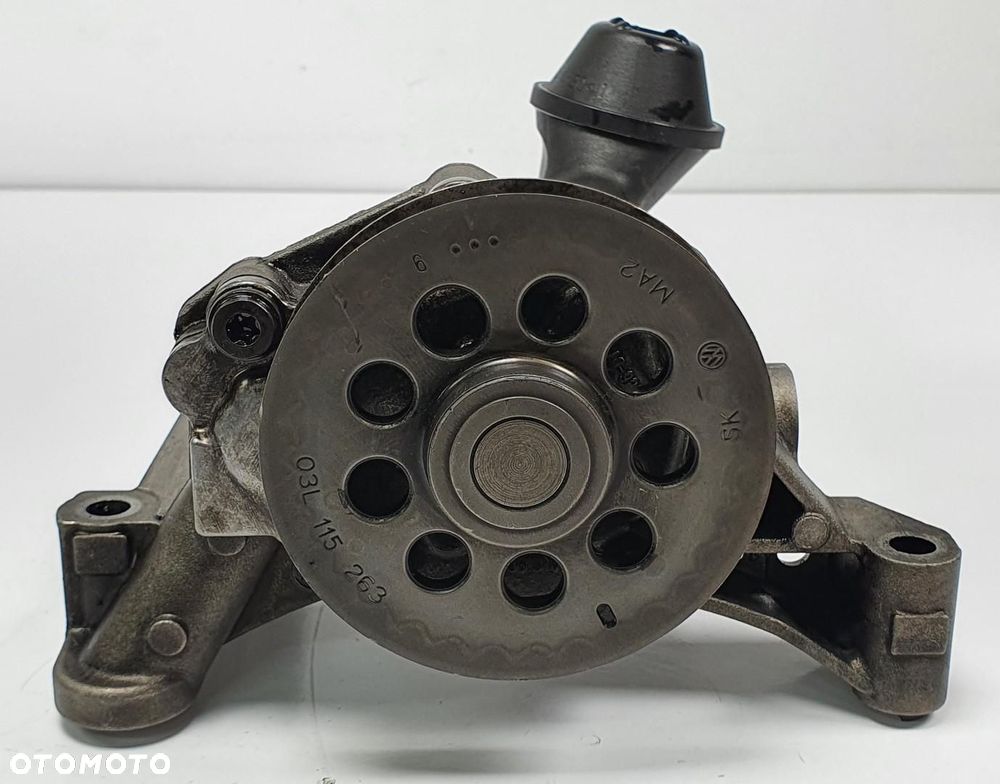 POMPA OLEJU OLEJOWA VW GOLF VI 2.0 TDI 03L115105B - 2