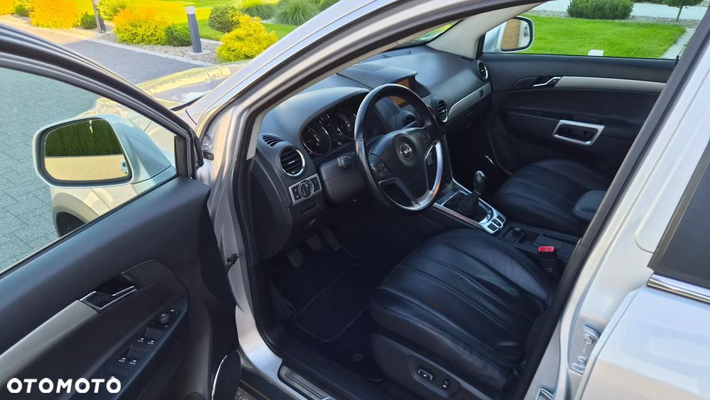 Opel Antara - 15