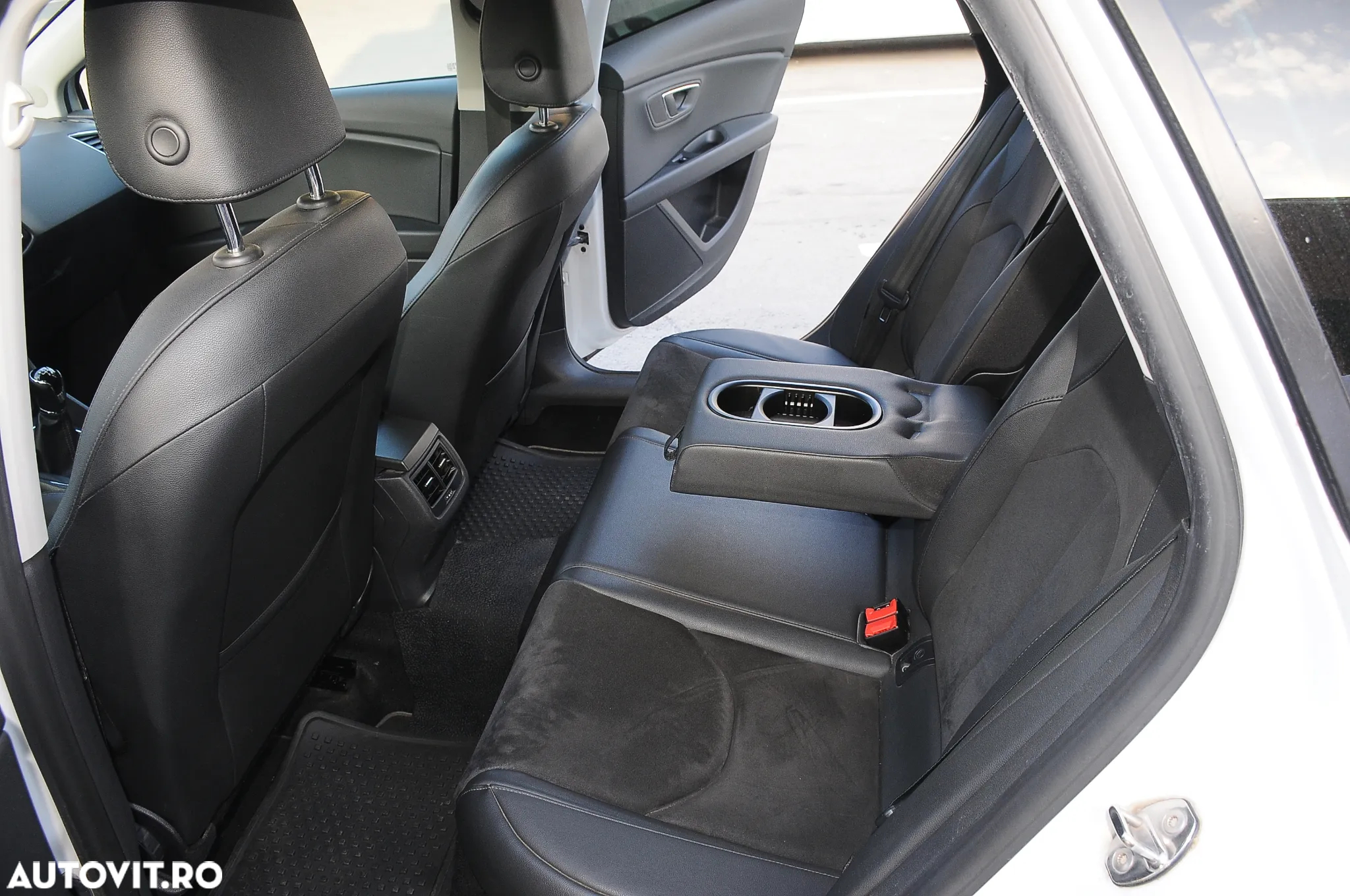 Seat Leon 1.6 TDI Style - 15