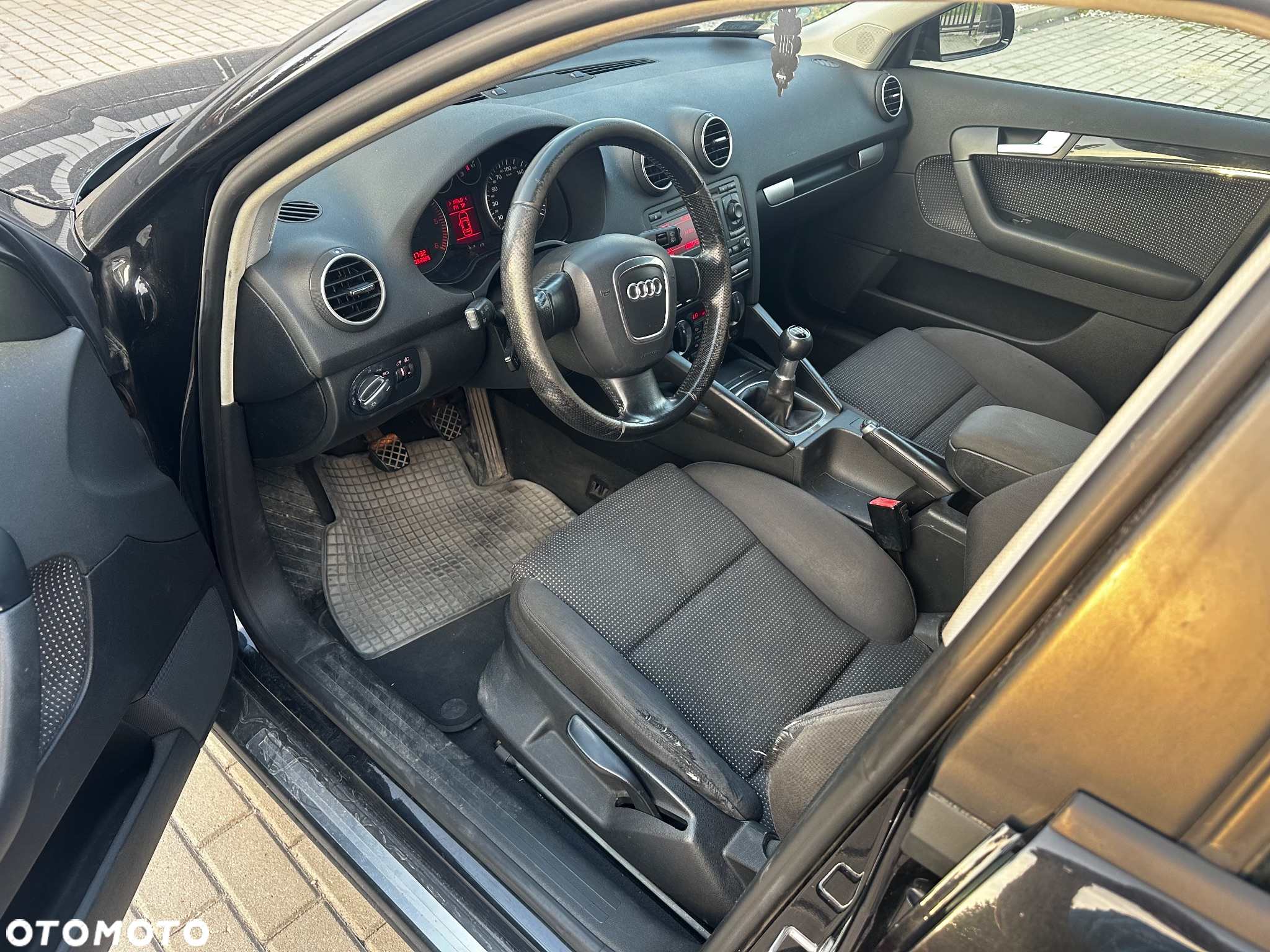 Audi A3 Sportback 2.0 TDI Ambition - 14