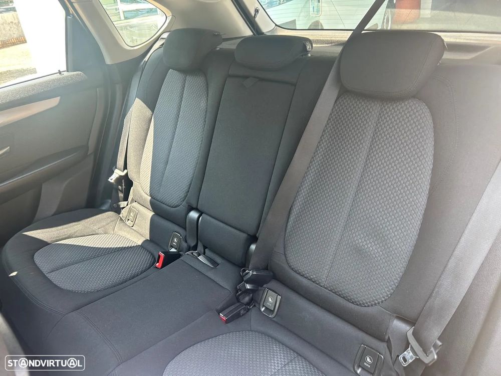 BMW 225xe Active Tourer Advantage - 8