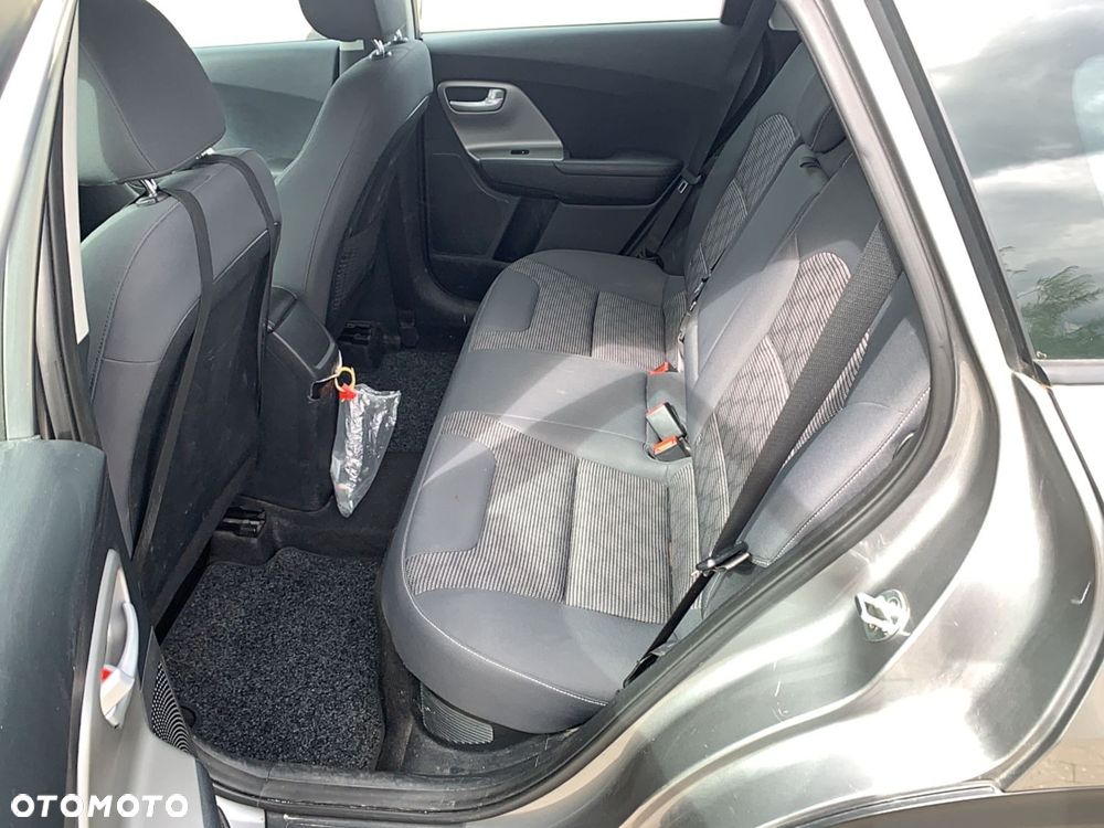 Kia Niro - 14