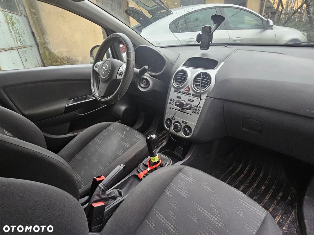 Opel Corsa 1.2 16V Enjoy - 14