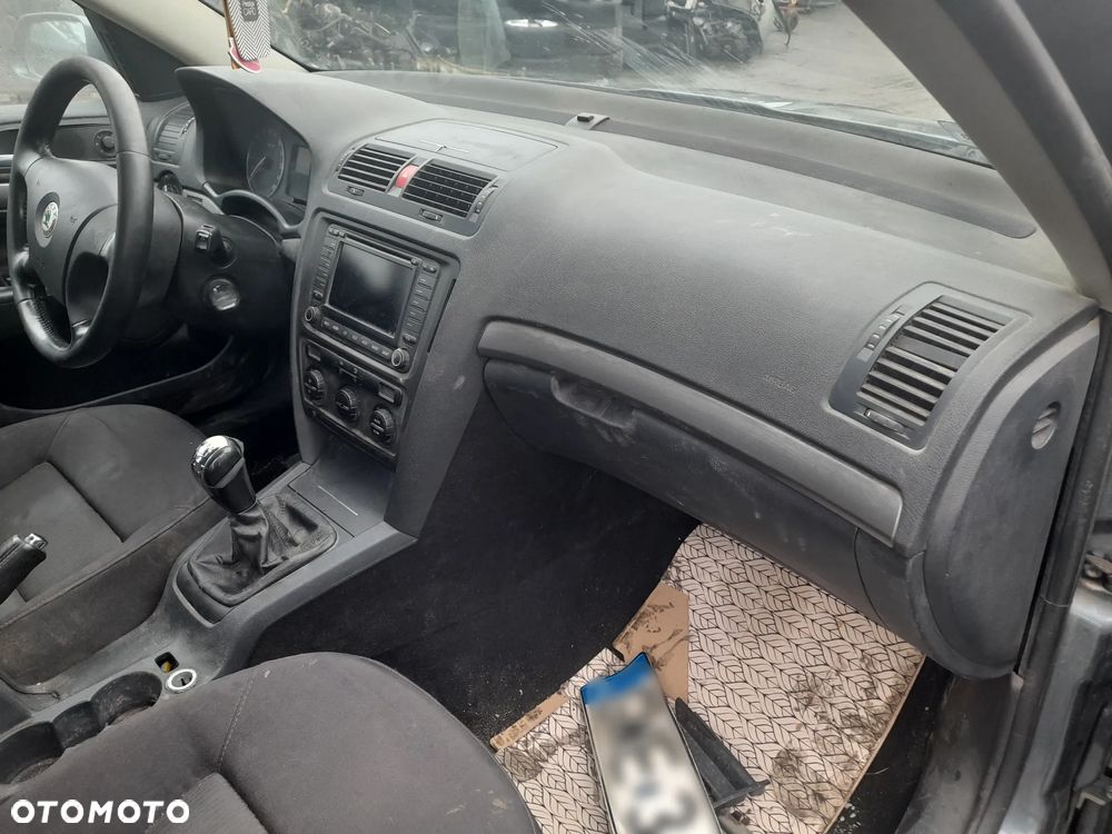 SKODA OCTAVIA II PULPIT DESKA ROZDZIELCZA KONSOLA - 15