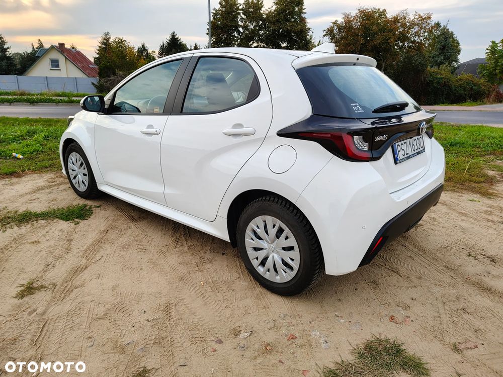 Toyota Yaris - 6