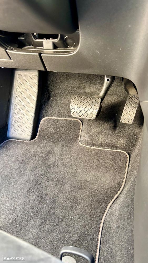 SEAT Leon ST 1.5 TGI FR DSG S/S - 34