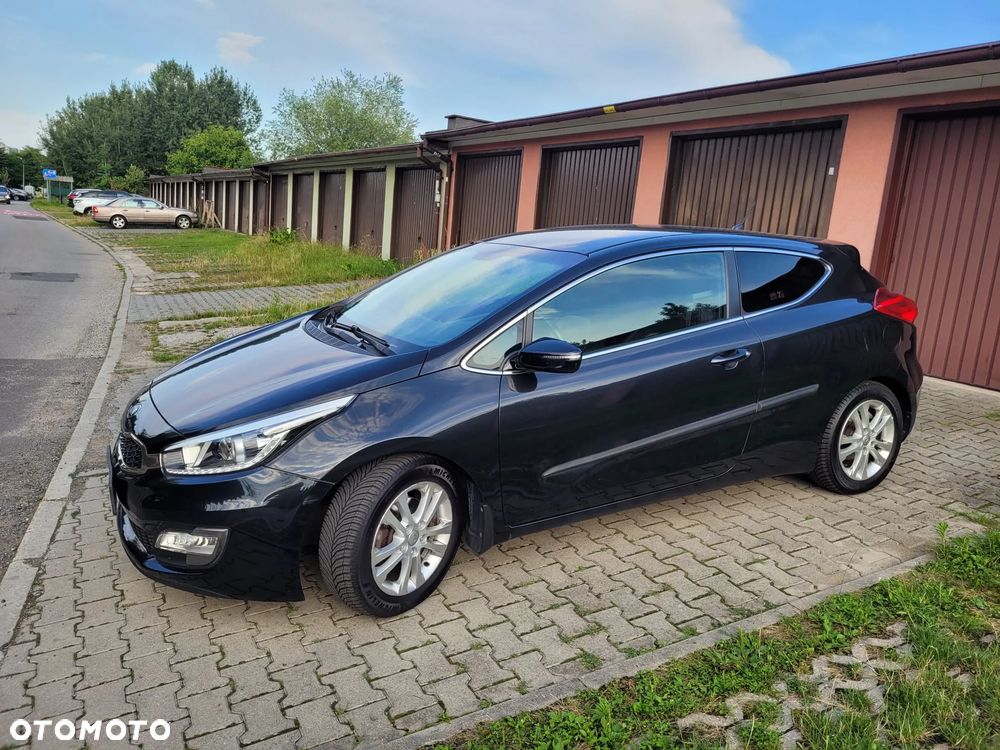 Kia Ceed 1.4 L - 1