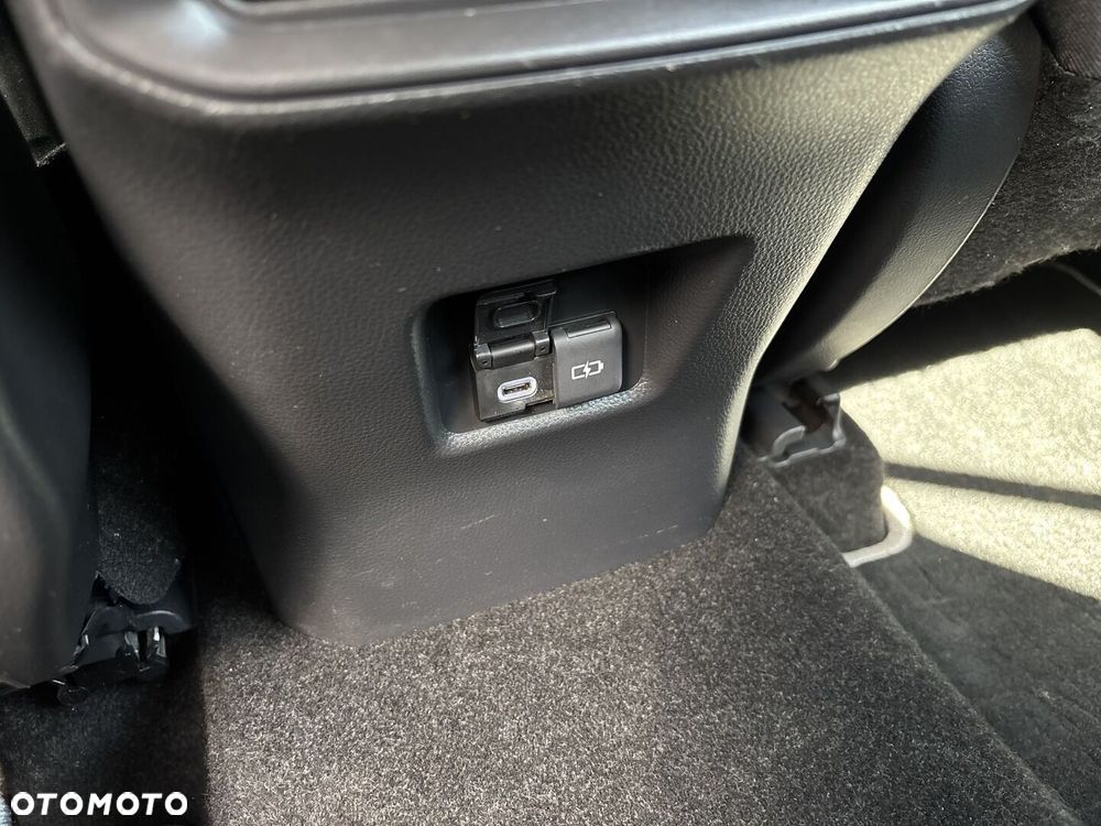 Toyota RAV4 - 32